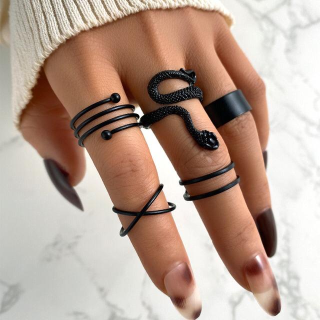 Ring Set -  5 pcs. Black Plated Western Style Snake And Twisted Ring Set for Girls and Women